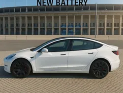 Weiß Gebraucht 2022 Tesla Model 3 Performance Limousine | 30.999 € (Guter Preis)