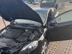 Schwarz Gebraucht 2018 Volvo V40 Limousine | 13.400 € (Guter Preis)