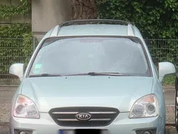 Silber Gebraucht 2007 Kia Carens Van / Kleinbus | 2.400 € (Guter Preis)