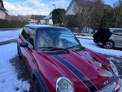 Rot Gebraucht 2005 Mini Cooper Kleinwagen | 3.650 € (Fairer Preis)