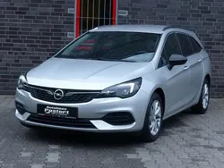 Silber Gebraucht 2021 Opel Astra Business Elegance Kombi | 14.450 € (Fairer Preis)