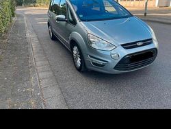 Silber Gebraucht 2013 Ford S-MAX Van / Kleinbus | 3.900 € (Superpreis)