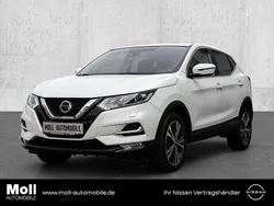 Brilliant white (m) Gebraucht 2019 Nissan Qashqai 360º SUV | 15.480 € (Fairer Preis)
