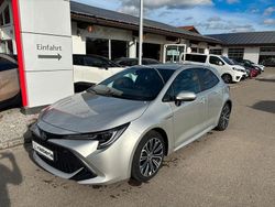 Silber Gebraucht 2019 Toyota Corolla Hybrid Club Limousine | 17.490 € (Fairer Preis)