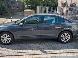 Grau Gebraucht 2016 VW Passat Comfortline Limousine | 12.490 € (Superpreis)