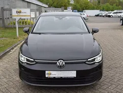 Deep black perleffekt Gebraucht 2020 VW Golf VIII Life Limousine | 18.490 € (Guter Preis)