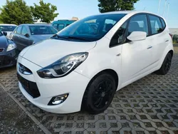 Weiß Gebraucht 2014 Hyundai ix20 Van / Kleinbus | 8.490 € (Guter Preis)