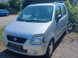 Silber Gebraucht 2001 Suzuki Wagon R+ GL Kombi | 600 € (Guter Preis)
