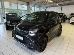Schwarz Gebraucht 2021 Smart ForTwo Electric Drive Cabrio | 12.490 € (Fairer Preis)