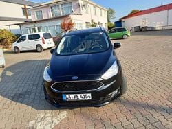 Schwarz Gebraucht 2015 Ford Grand C-Max Van / Kleinbus | 6.400 € (Fairer Preis)