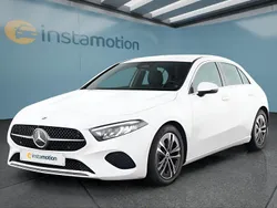 Weiß Gebraucht 2024 Mercedes A180 Limousine | 29.649 € (Fairer Preis)