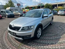 Brilliantsilber metallic Gebraucht 2015 Skoda Octavia Scout 4x4 Kombi | 10.900 € (Fairer Preis)