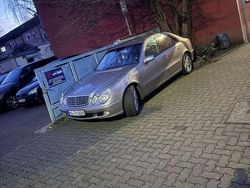 Gebraucht 2004 Mercedes E220 Elegance Limousine | 4.000 € (Fairer Preis)