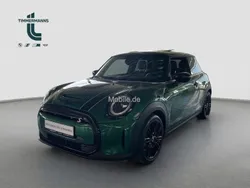 Grün Gebraucht 2024 Mini Cooper SE Kleinwagen | 23.930 € (Fairer Preis)