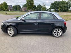 Schwarz Gebraucht 2012 Audi A1 Sportback Ambition Kleinwagen | 6.500 € (Fairer Preis)