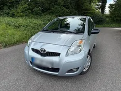 Silber Gebraucht 2010 Toyota Yaris Kleinwagen | 3.250 € (Fairer Preis)