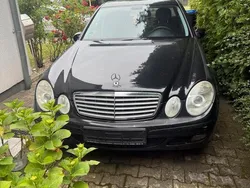 Schwarz Gebraucht 2005 Mercedes E200 Limousine | 4.200 € (Fairer Preis)