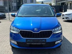 Raceblau metallic Gebraucht 2020 Skoda Fabia Kleinwagen | 6.999 € (Superpreis)