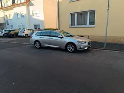 Silber Gebraucht 2019 Opel Insignia Dynamic Kombi | 19.950 €