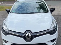 Weiß Gebraucht 2018 Renault Clio IV Kleinwagen | 9.300 € (Fairer Preis)