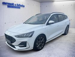 Weiß Gebraucht 2024 Ford Focus ST-Line X Limousine | 27.770 € (Fairer Preis)