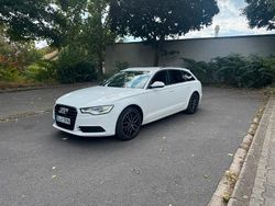 Weiß Gebraucht 2012 Audi A6 Premium Kombi | 9.900 € (Etwas zu teuer)