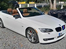 Weiß Gebraucht 2007 BMW 335 Cabriolet M Performance Cabrio | 13.999 € (Guter Preis)