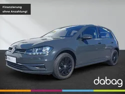 Grau Gebraucht 2018 VW Golf VII Comfortline Limousine | 14.975 € (Fairer Preis)