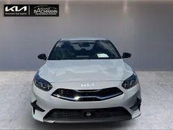 Grau Neu 2025 Kia Ceed 4 Limousine | 25.980 € (Guter Preis)