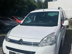 Blanc banquise Gebraucht 2017 Citroën Berlingo Shine Van / Kleinbus | 8.980 € (Fairer Preis)