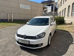 Weiß Gebraucht 2012 VW Golf VI Style Kleinwagen | 2.950 € (Fairer Preis)