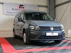 Grau Gebraucht 2016 VW Caddy Maxi Van / Kleinbus | 11.990 € (Fairer Preis)