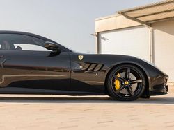 Schwarz Gebraucht 2019 Ferrari GTC4Lusso Kombi | 237.881 €