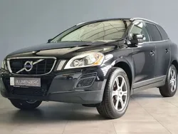 Black sapphire / metallic Gebraucht 2013 Volvo XC60 Kinetic SUV | 17.980 € (Etwas zu teuer)