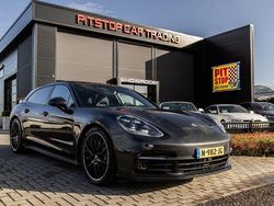 Grau Gebraucht 2018 Porsche Panamera Sport Turismo Limousine | 49.950 € (Fairer Preis)