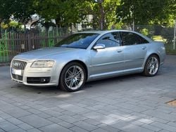 Silber Gebraucht 2007 Audi S8 Ambiente Limousine | 13.500 € (Teuer)