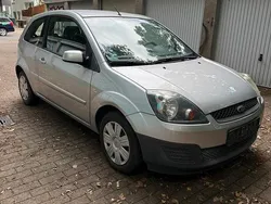 Silber Gebraucht 2008 Ford Fiesta Kleinwagen | 1.499 € (Fairer Preis)