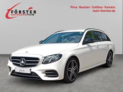 Weiß Gebraucht 2019 Mercedes E220 AMG line Limousine | 26.880 € (Guter Preis)