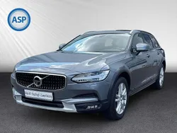 Osmium grey metallic / metalli Gebraucht 2018 Volvo V90 CC Pro Kombi | 29.490 € (Fairer Preis)