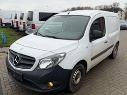 Weiß Gebraucht 2016 Mercedes Citan 109 Van / Kleinbus | 3.499 € (Superpreis)