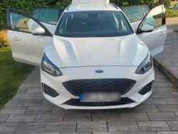 Weiß Gebraucht 2019 Ford Focus ST Kombi | 13.950 € (Superpreis)