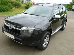 Perlmuttschwarz metallic Gebraucht 2011 Dacia Duster Prestige SUV | 6.799 € (Fairer Preis)