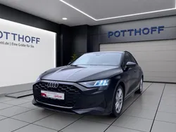 Schwarz Gebraucht 2024 Audi A3 Business | 28.950 € (Guter Preis)