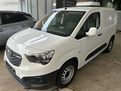 Weiß Gebraucht 2020 Opel Combo Edition Van / Kleinbus | 13.990 € (Fairer Preis)