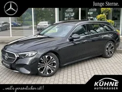 Grau Gebraucht 2024 Mercedes E200 Limousine | 45.500 € (Fairer Preis)