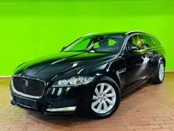 Schwarz Gebraucht 2020 Jaguar XF Limousine | 21.390 € (Guter Preis)