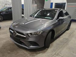 Grau Gebraucht 2022 Mercedes A250 AMG line Limousine | 27.727 € (Fairer Preis)
