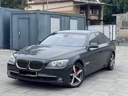 Schwarz Gebraucht 2009 BMW 750 Limousine | 8.200 € (Fairer Preis)