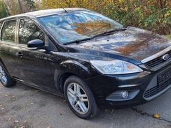 Schwarz Gebraucht 2008 Ford Focus Kombi | 2.490 € (Etwas zu teuer)