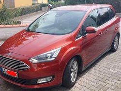 Rot Gebraucht 2017 Ford Grand C-Max Titanium Van / Kleinbus | 11.200 € (Guter Preis)